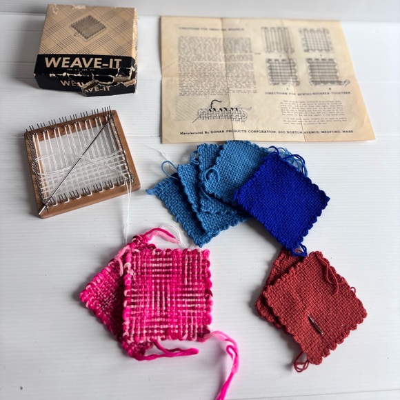 Other - Weave It Loom Kit for Mending Vintage Weaving Tool with Instructions